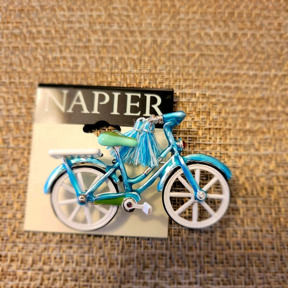 ☆Cute Jewelry Bicycle Retro Pin!